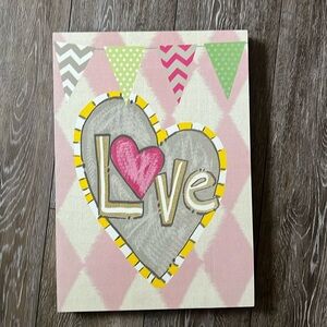 Wall art- perfect for a girl’s bedroom